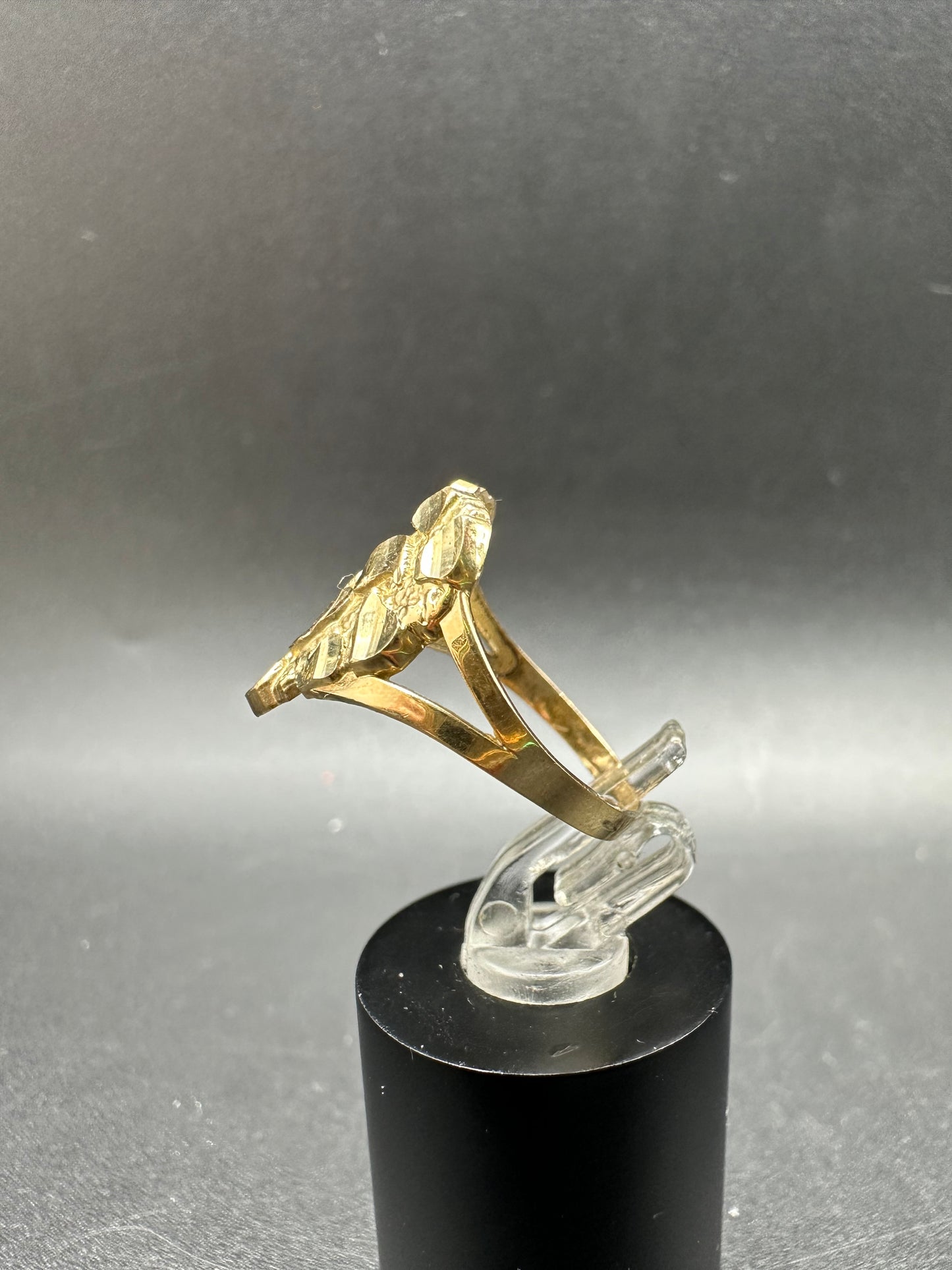10K Gold Heart Ring