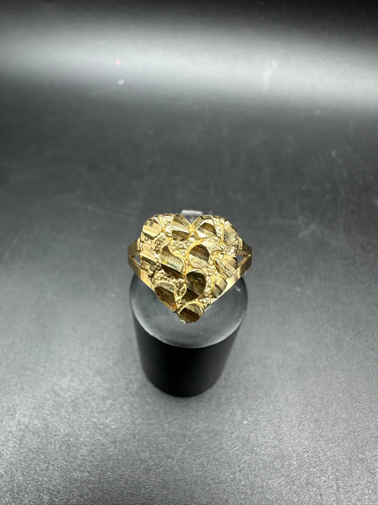 10K Gold Heart Ring