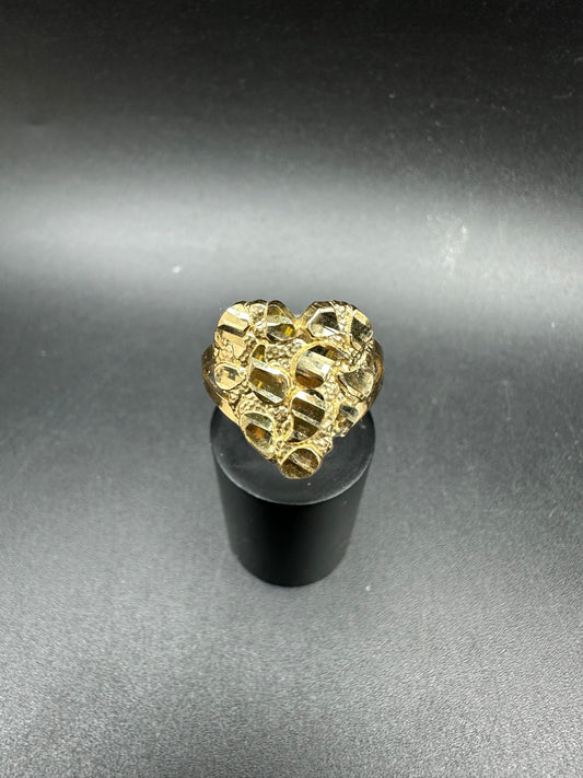 10K Gold Heart Ring