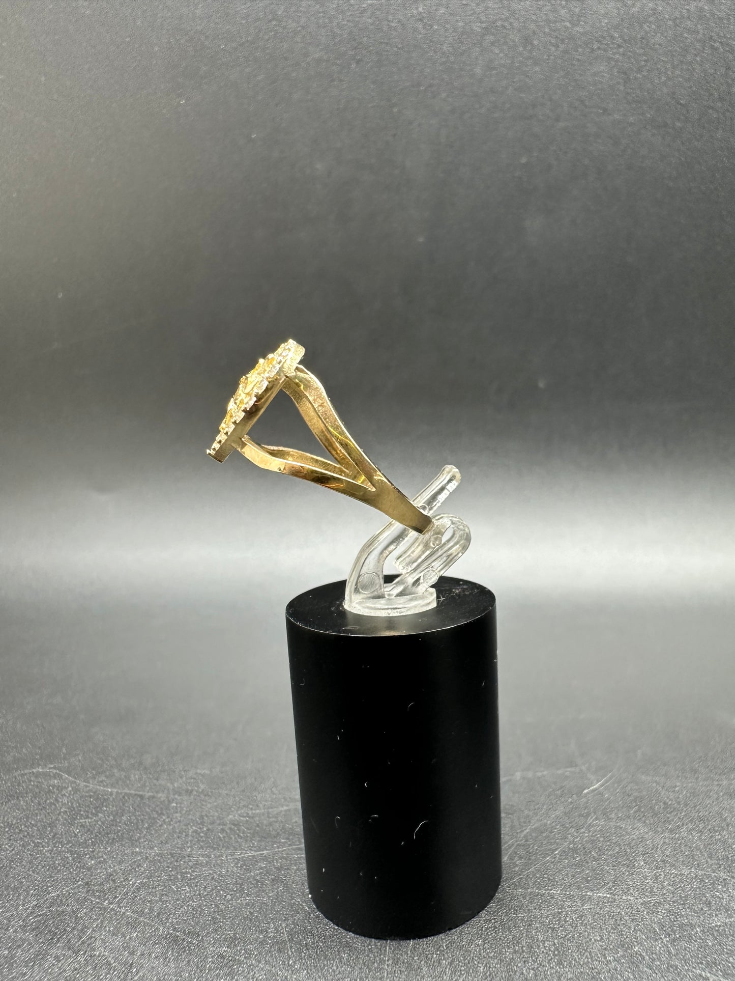 10K Gold Heart Ring