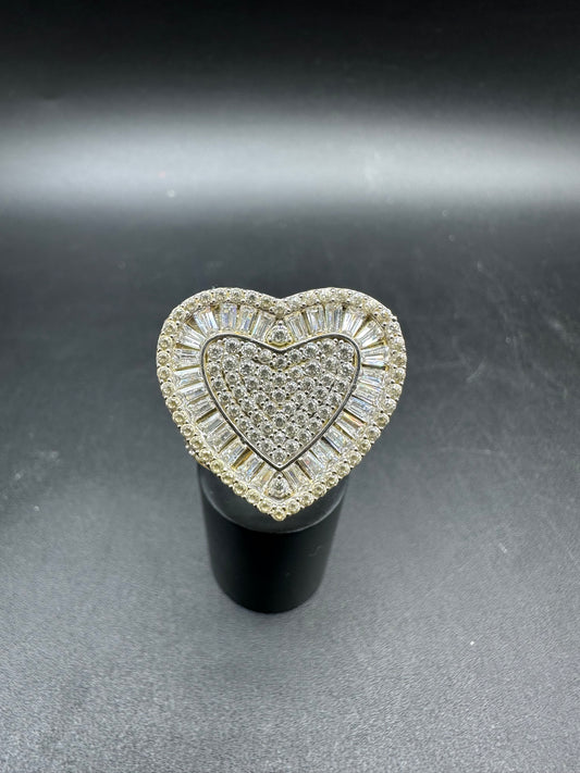 10K Gold Heart Ring