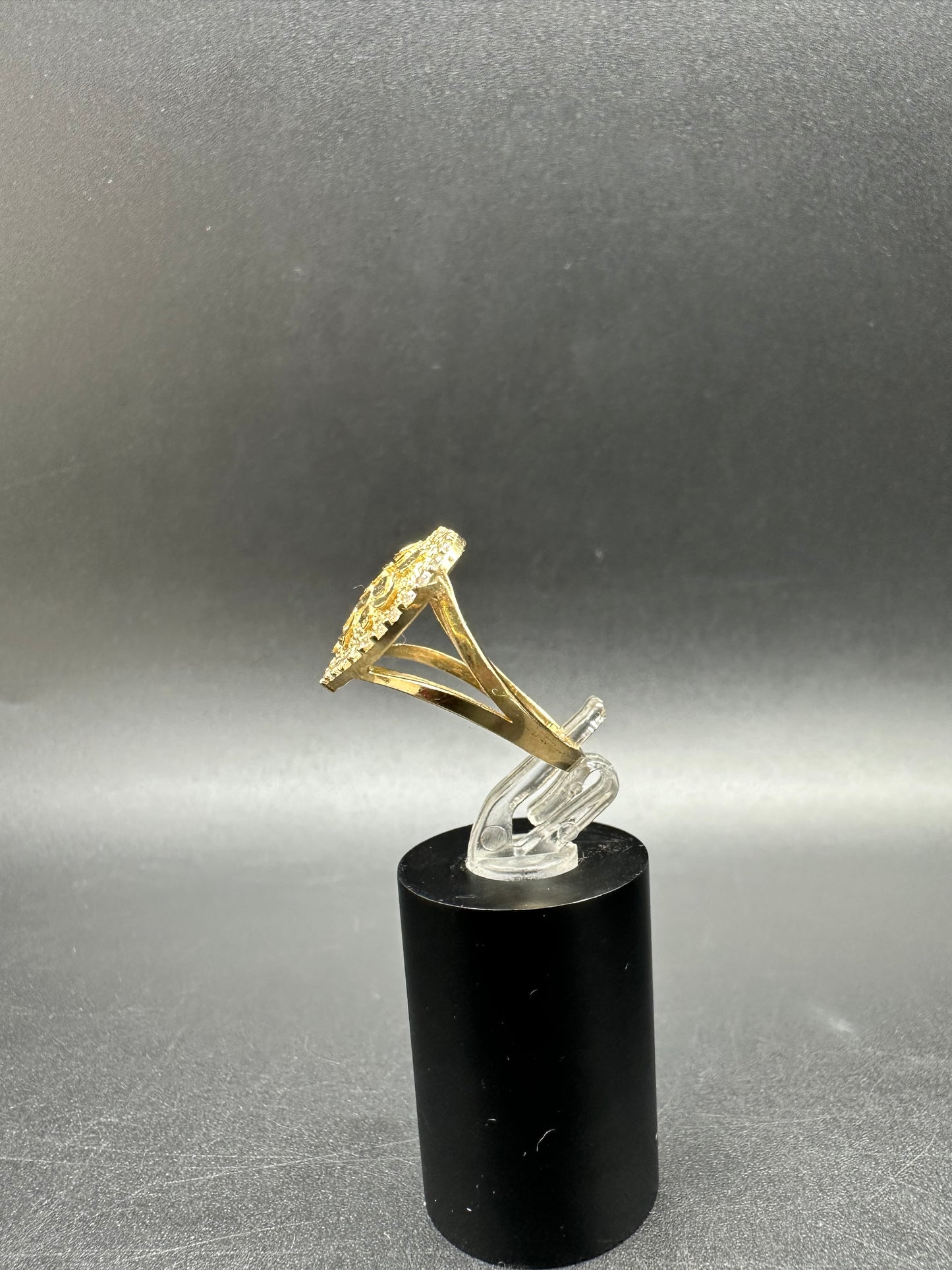 10K Gold Heart Ring
