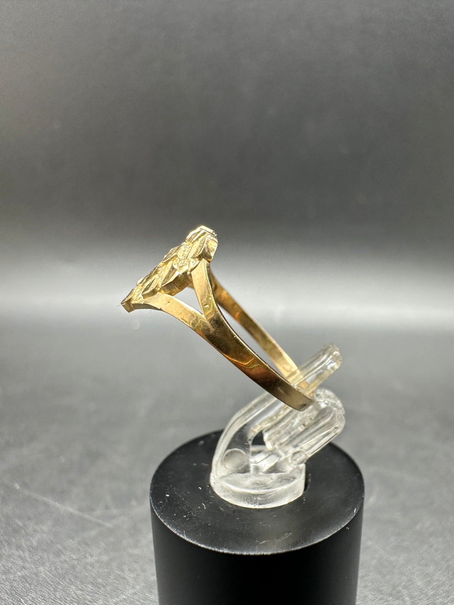 10K Gold Heart Ring
